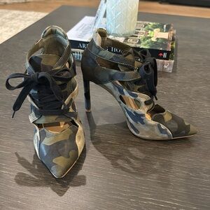 GIANNI BINI CAMO STRAPPY HEELED PUMPS SIZE 6